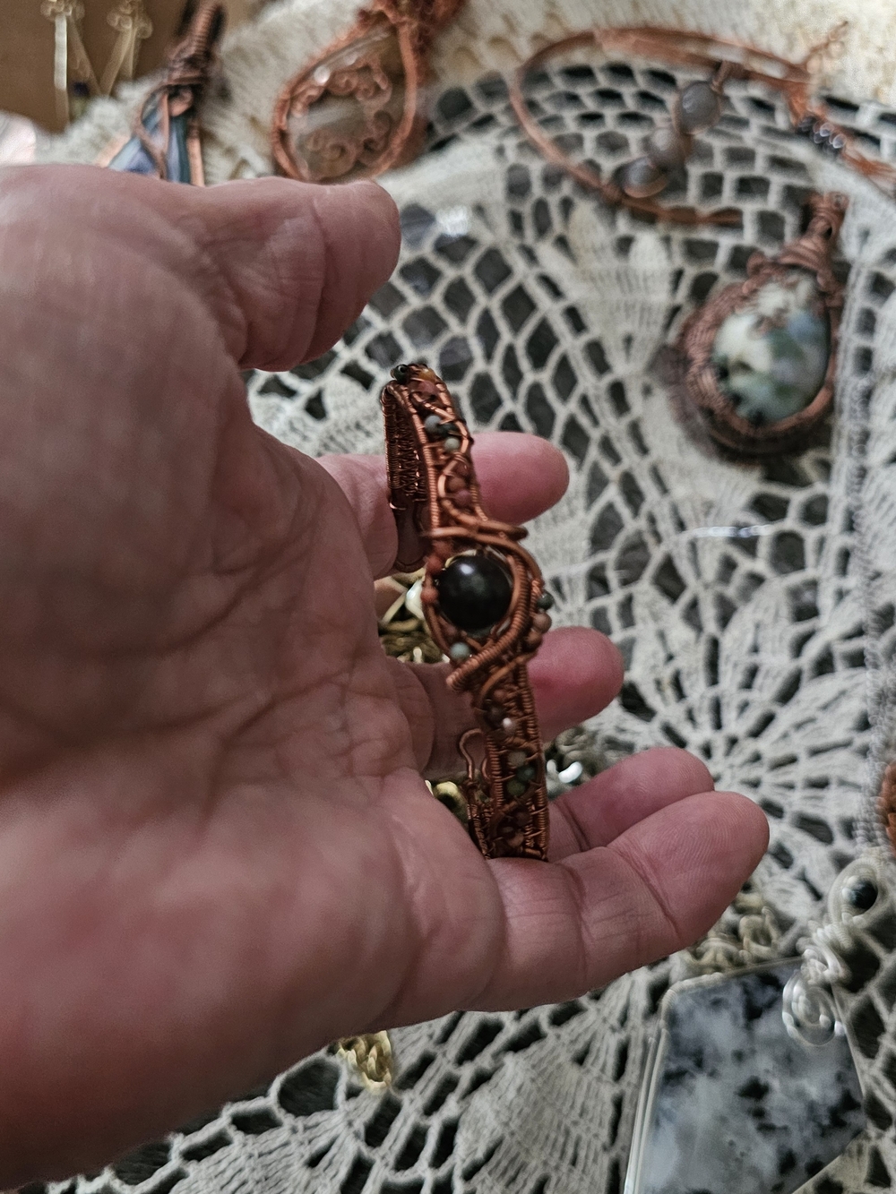 Handcrafted Copper Wire Wrapped Bracelet with Black Stone(194)